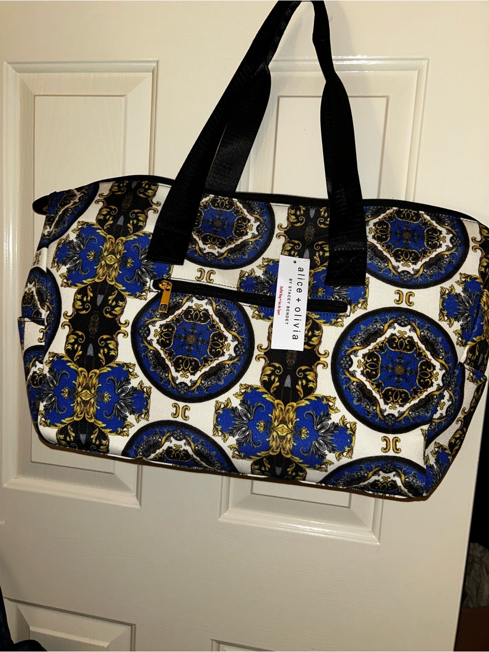 NWT Alice & Olivia x Stacey  Bendet Regal Romance Weekender Bag